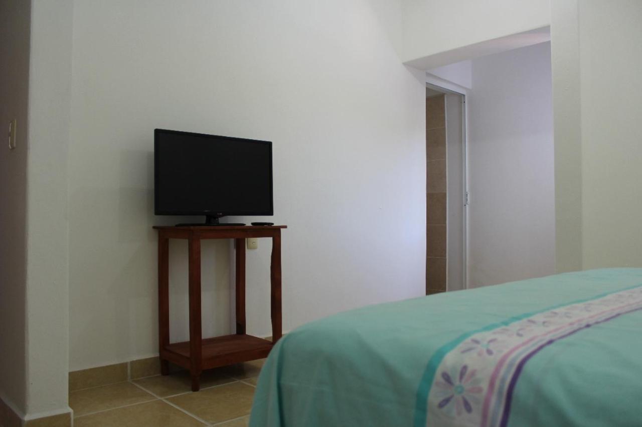 Sunset House Zihuatanejo Aparthotel Exterior photo