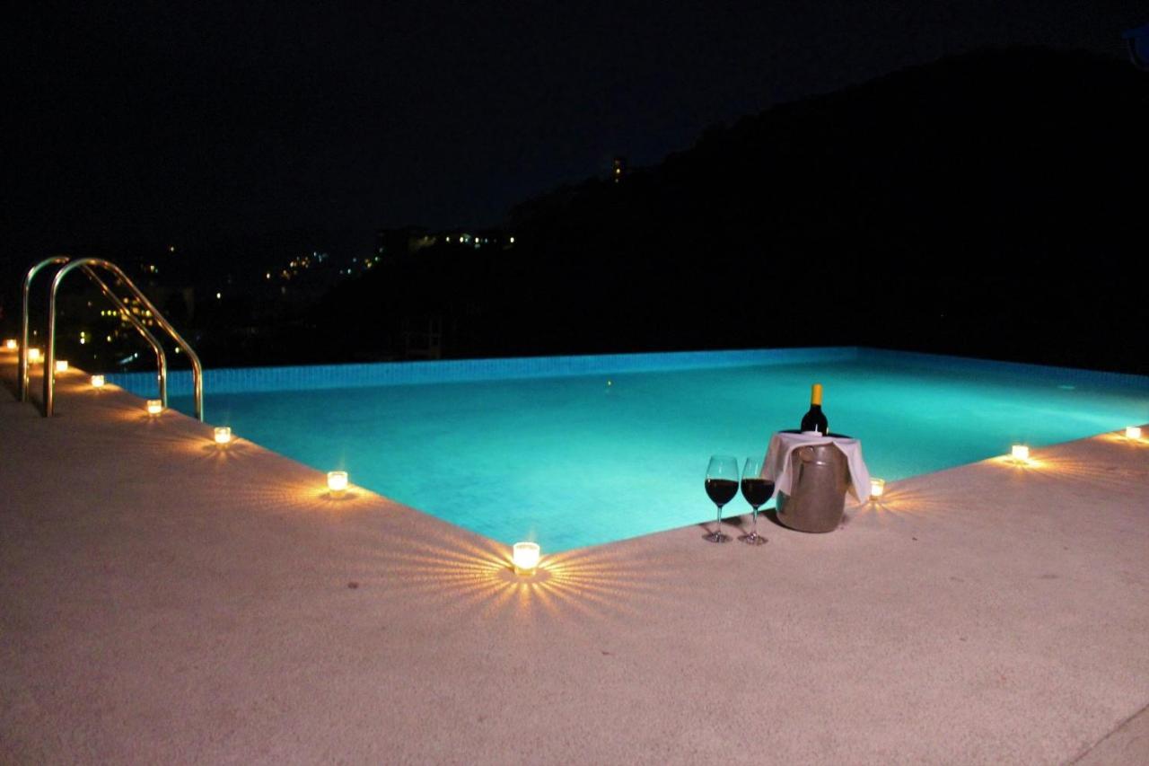 Sunset House Zihuatanejo Aparthotel Exterior photo